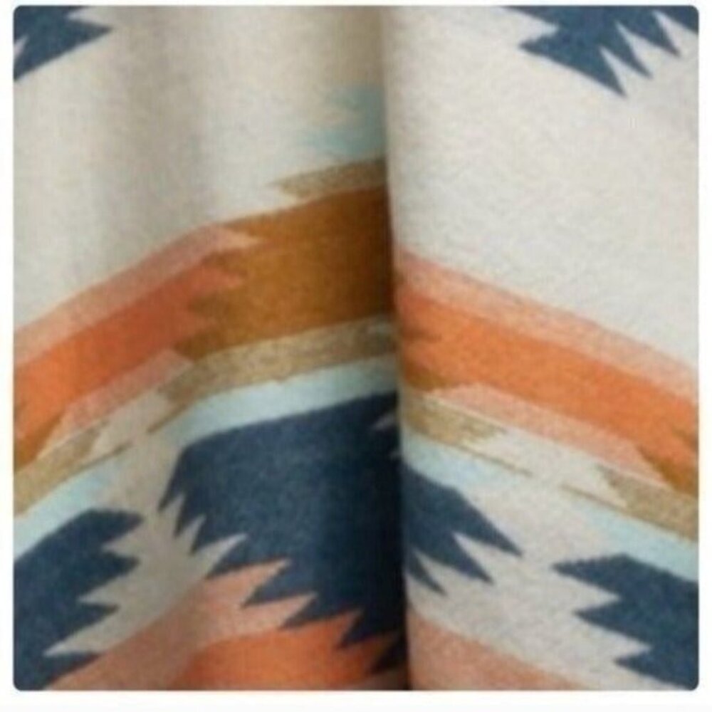 Boho Southwestern Aztec Fringe Shawl Wrap Blanket Scarf Poncho - Picture 5 of 5